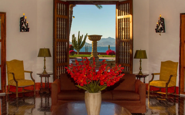 Hotel Playa de Cortes