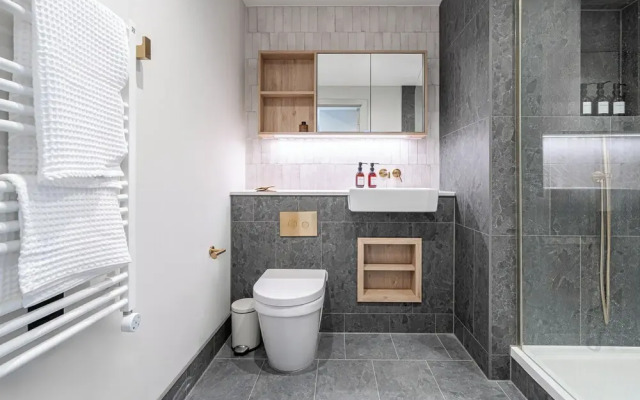 Stylish One-bedroom Haven