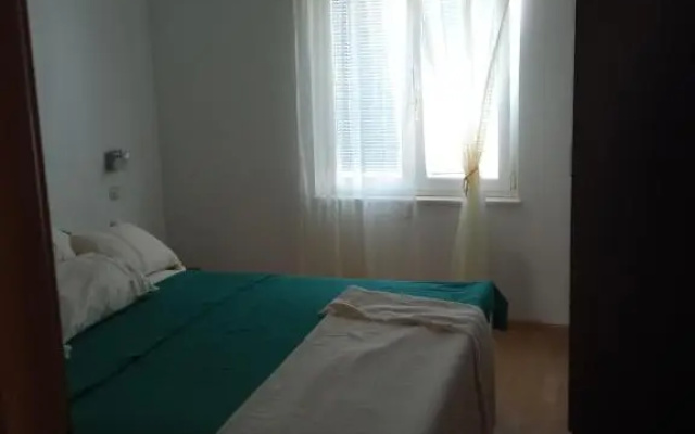 Apartments Tomić