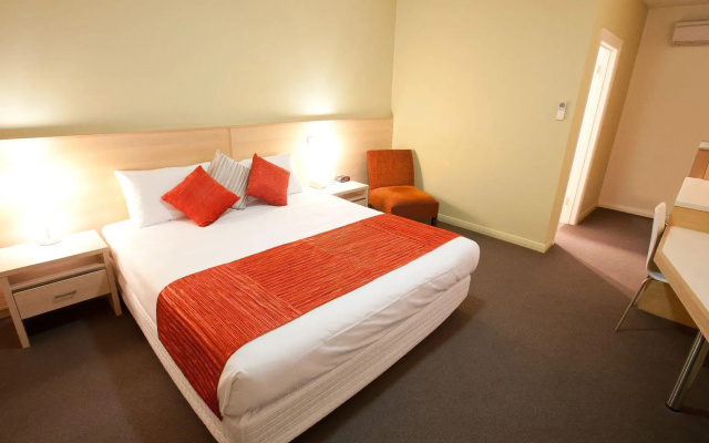 Adelaide Road Motor Lodge