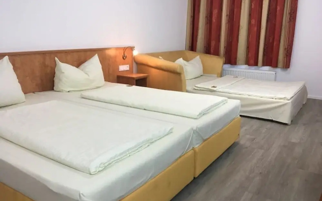Main Kinzig Hotel am Limes