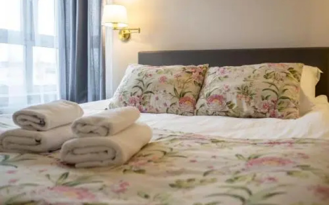 Apartment Royal V