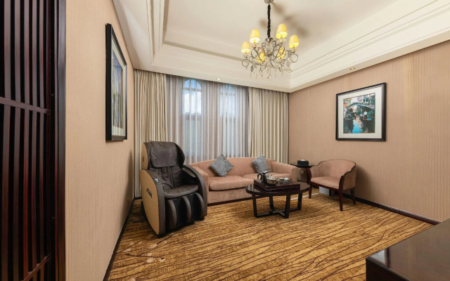 Country Garden Holiday Hotel