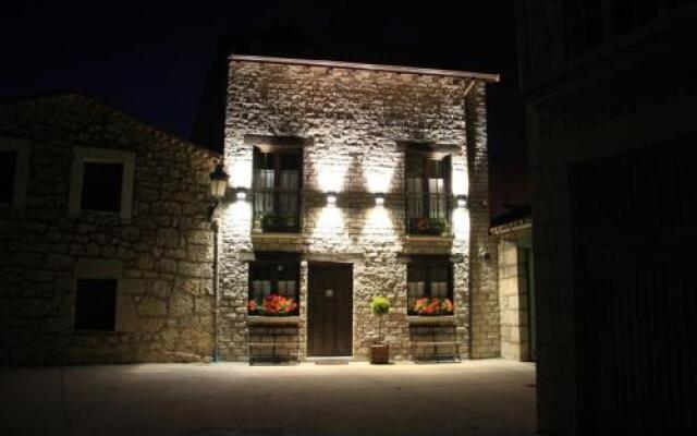 Hotel Rural La Tenada вид на фасад