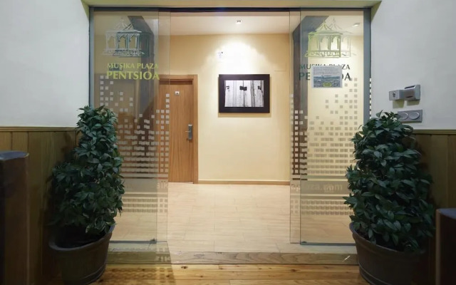 Musika Plaza Pentsioa