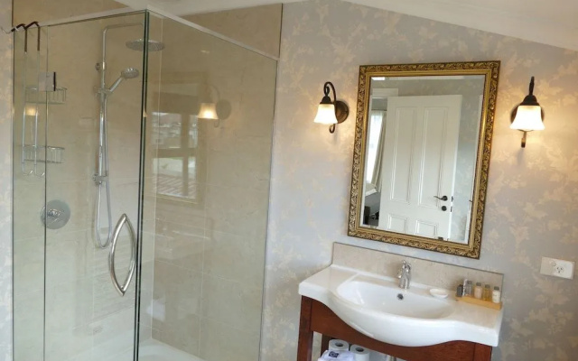 Casa Aquila Boutique Bed and Breakfast