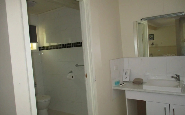 Kaniva Midway Motel