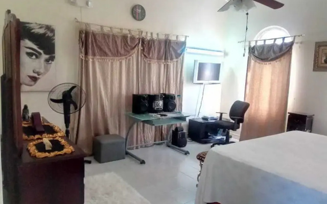 rush bond villa