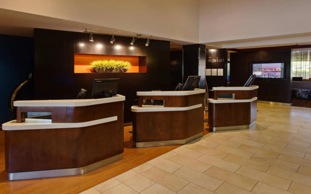 Courtyard by Marriott San Diego Central