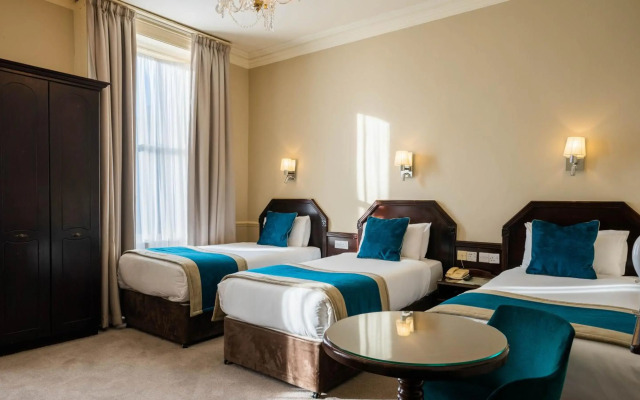 Harcourt Hotel