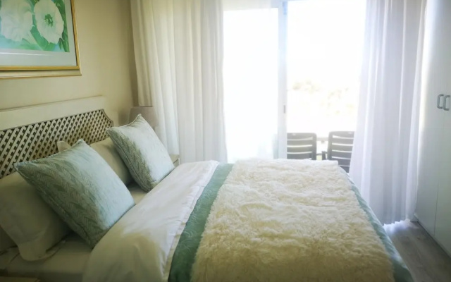 Family Cape Town Beachfront Apartment