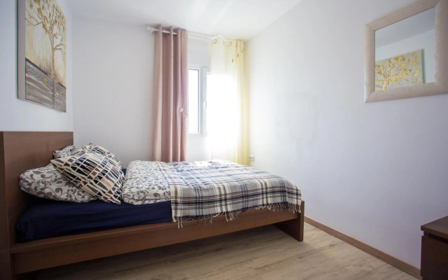 Apartment near City of Arts