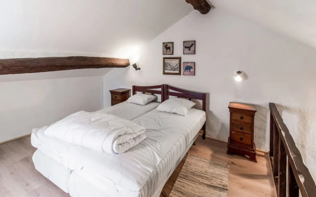 Characteristic Holiday Home in Cherain With Balcony