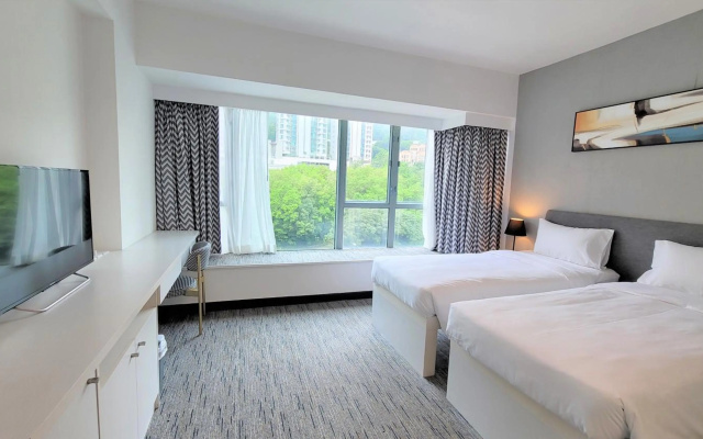 Grand Bay View Hotel