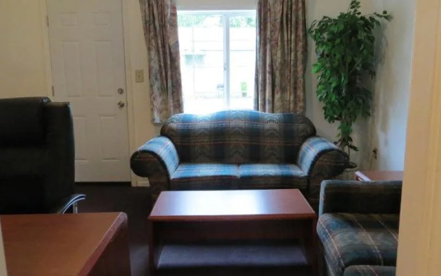 Madison Suites Motel