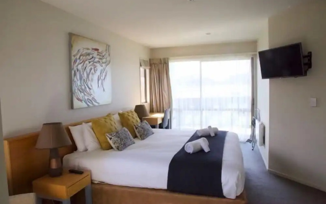 Rocky Mountain Apartment - 129-130