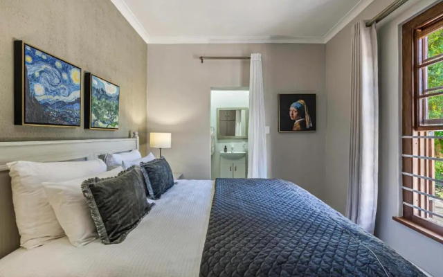 Val de Vine Guesthouse