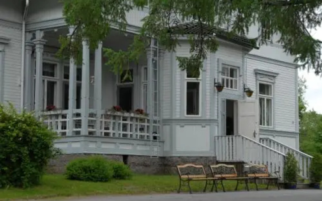 Kartanohotelli Olkkolan Hovi