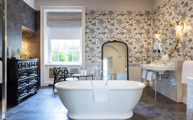 The Queensberry Hotel