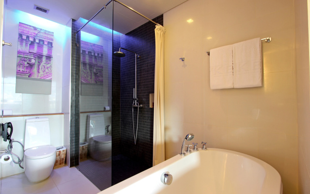 Курортный отель The Kee Resort & Spa