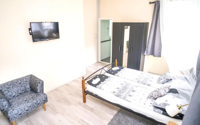 Studio in Zagreb, With Furnished Terrace and Wifi