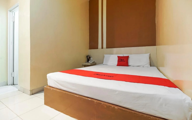 RedDoorz Plus @ Hertasning Area