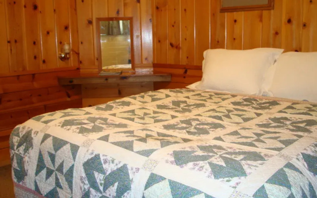 Lake Front Cabins