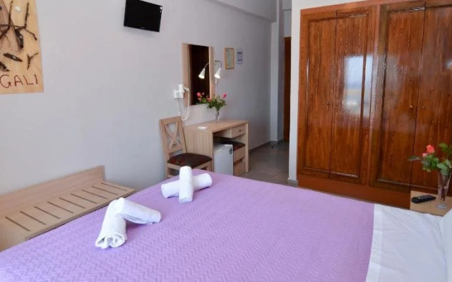 Agali Hotel