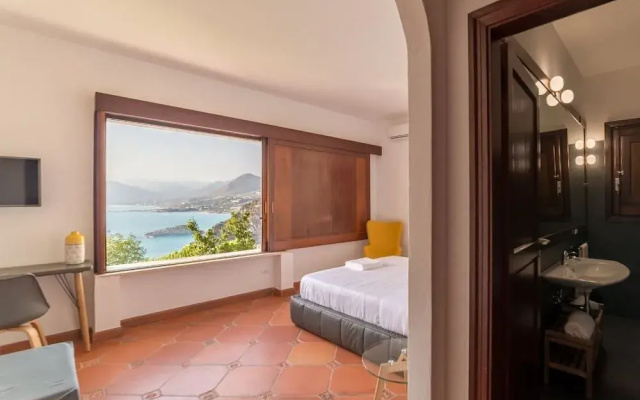 Villa Crawford