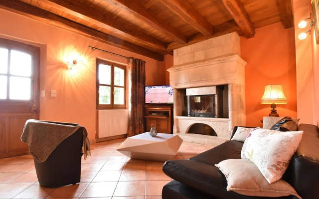 Luxurious Holiday Home in Domme with Swimming Pool