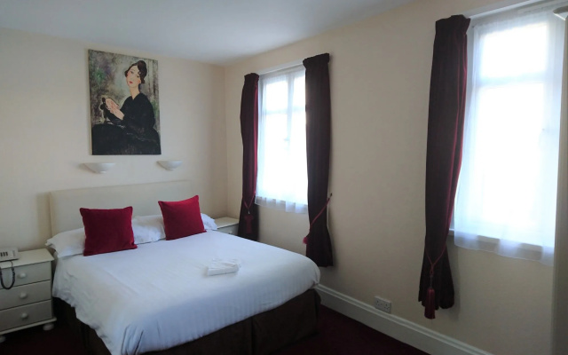 Sarum Hotel