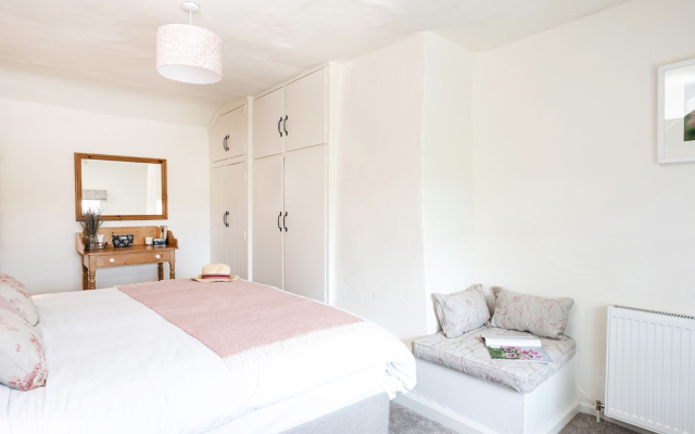 Longlands Farm Cottage