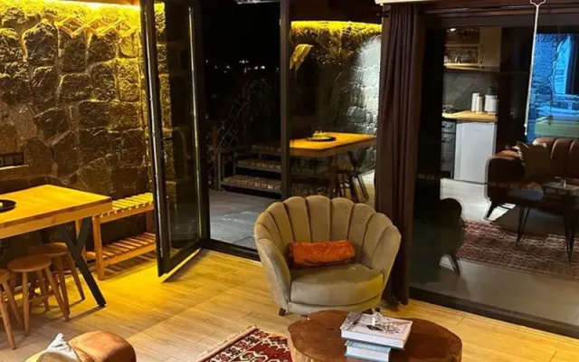 Novella Villa