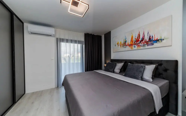 Modern Luxury Apartment Ivana, With two Patios