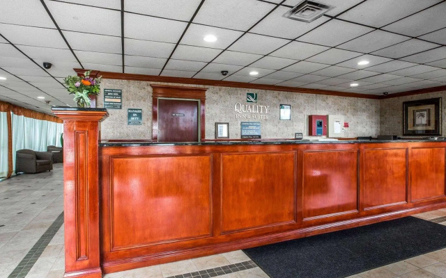 Quality Inn & Suites
