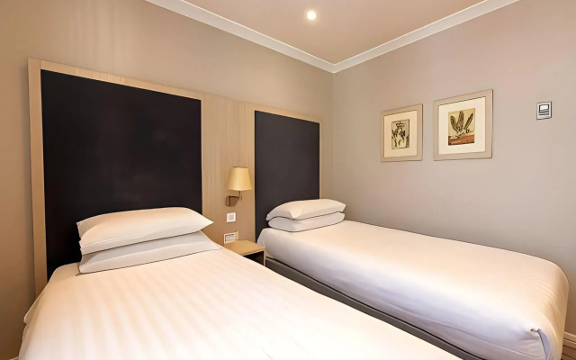 Blandford Hotel
