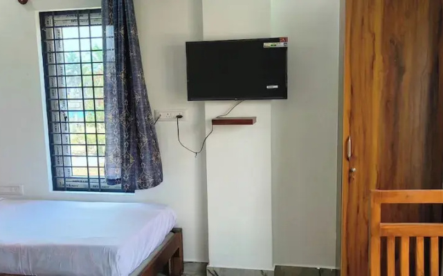 PPH Living Jai Maruthi Boarding&Lodging