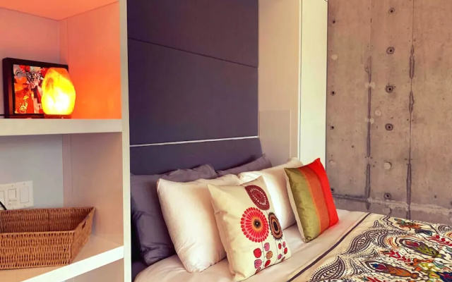 Victoria Harbour View Suite- slp 4