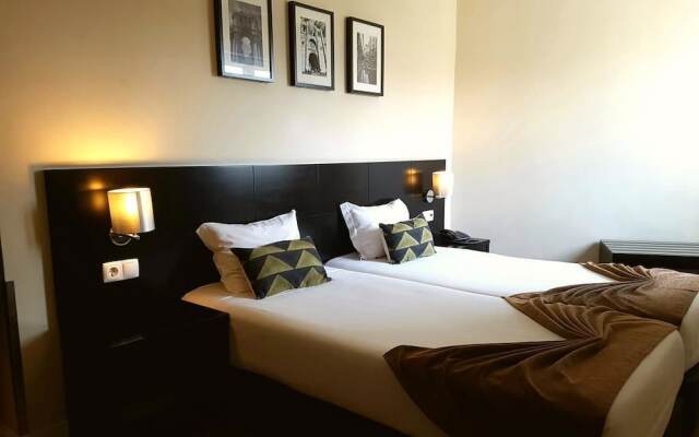 Lisbon City Hotel вид на фасад