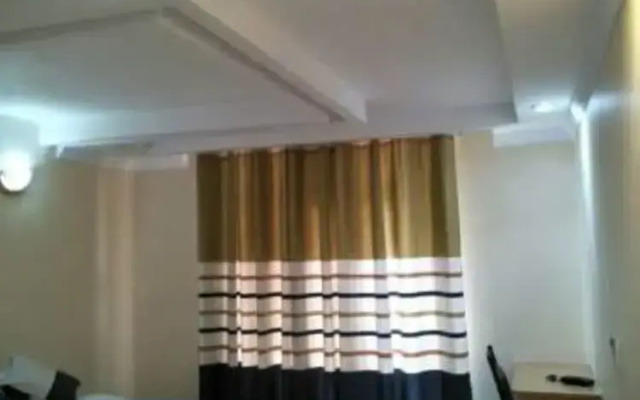 Kenton Hotel