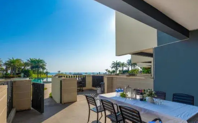 Shuangyue Bay Sky Sea Scenic Apartment