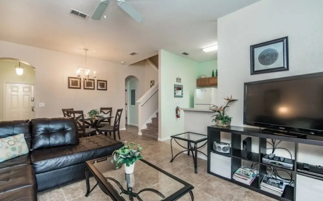 2714ca 4 Bedroom Townhouse
