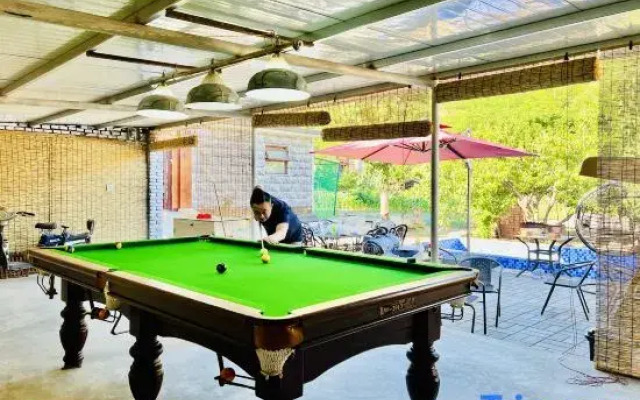 Hongjing Jiayuan Homestay