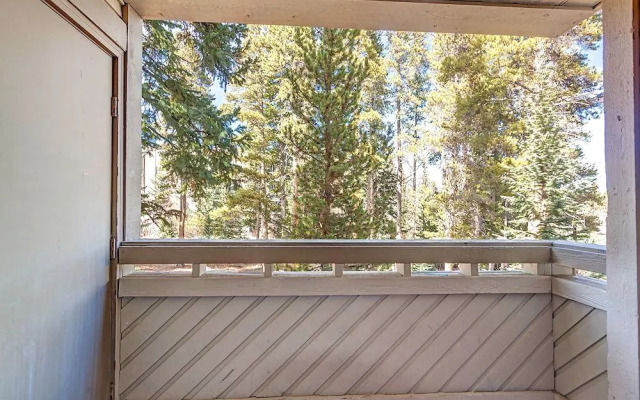 1001 Grandview C14 by RedAwning