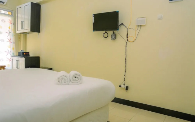 Strategic Studio Apartment at Casablanca East