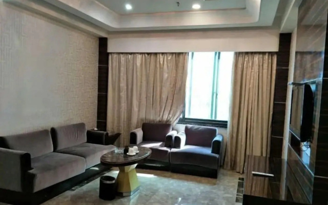 Zhaokai Hotel