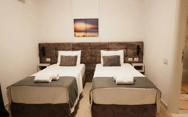 Hotel Abedini