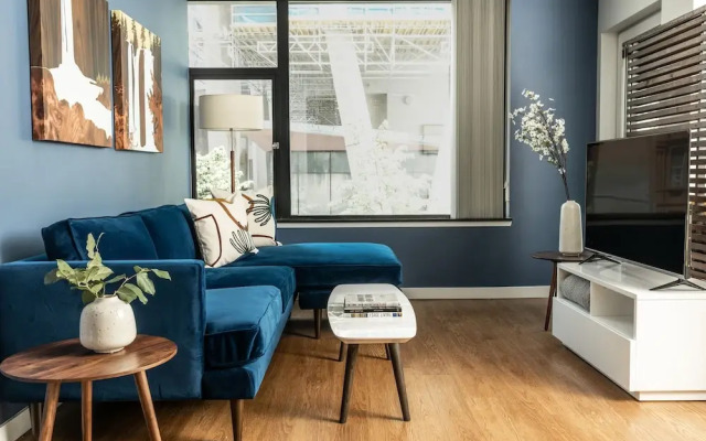 Domicile Suites at Harbor Steps
