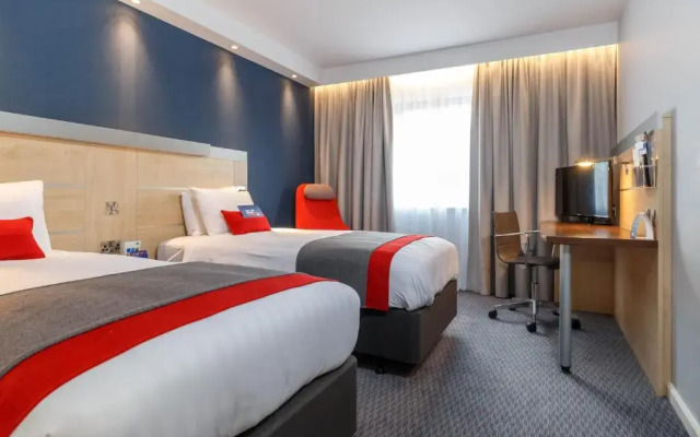 Holiday Inn Express Walsall M6 J10 By IHG