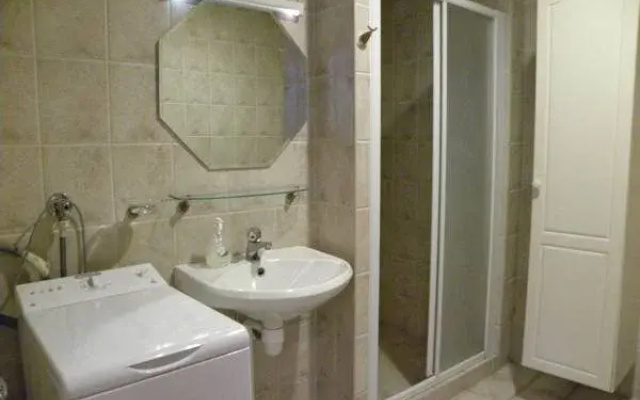 Vene Residence